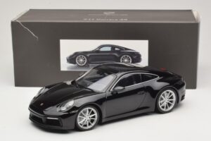 Porsche 911 992 Carrera 4S Negru Minichamps 1:18 WAP0211120R992 Metal - imaginea 6 din 6
