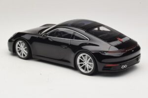 Porsche 911 992 Carrera 4S Negru Minichamps 1:18 WAP0211120R992 Metal - imaginea 5 din 6