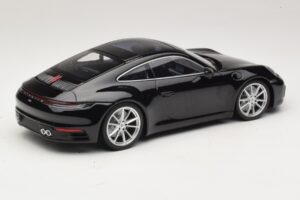 Porsche 911 992 Carrera 4S Negru Minichamps 1:18 WAP0211120R992 Metal - imaginea 2 din 6