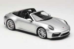 Porsche 911 992 Targa 4 GTS Argintiu Minichamps 1:18 WAP0211460RTRG Metal - imaginea 4 din 6