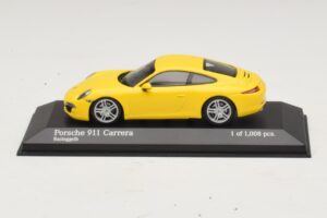 Porsche 911 996 Galben Minichamps 1:43 400061182 Metal