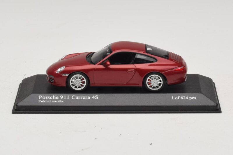 Porsche 911 997 Carrera 4S Red Metallic Minichamps 1:43 Porsche 911 997 Carrera 4S Red Metallic Minichamps 1:43 400066422 Metal