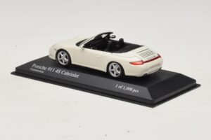 Porsche 911 997 Carrera 4S Cabriolet Alb Minichamps 1:43 400066431 Metal - imaginea 3 din 4