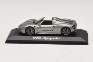 Porsche 918 Spyder Gri Metalizat Minichamps 1:43 WAP0201000E Metal
