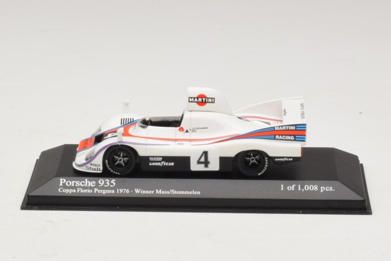 Porsche 936/76 Martini Racing #4 J. Mass / R. Stommelen Winner Coppa Florio Pergusa 1976 Minichamps 1:43 Porsche 936/76 Martini Racing #4 J. Mass / R. Stommelen Winner Coppa Florio Pergusa 1976 Minichamps 1:43 400766604 Metal
