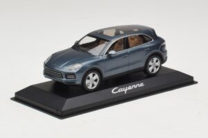 Porsche Cayenne E3 Blue Metallic Minichamps 1:43 WAP0203110J Metal - imaginea 2 din 4