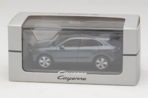 Porsche Cayenne E3 Blue Metallic Minichamps 1:43 WAP0203110J Metal - imaginea 4 din 4