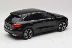 Porsche Cayenne Turbo S 92A Negru Metalizat Minichamps 1:18 110062100 Metal - imaginea 3 din 8