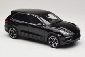 Porsche Cayenne Turbo S 92A Negru Metalizat Minichamps 1:18 110062100 Metal - imaginea 6 din 8