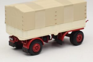 Remorcă de Camion Prelată Alb Roșu Minichamps 1:43 439159096 Metal - imaginea 2 din 6