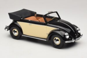 Volkswagen Beetle Cabriolet Negru Crem Minichamps 1:18 107054131 Rășină - imaginea 4 din 6