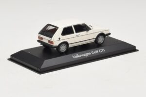 Volkswagen Golf GTI Mk1 Alb Maxichamps 1:43 940055171 Metal - imaginea 2 din 4