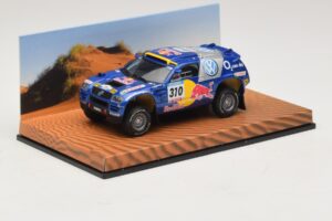Volkswagen Race Touareg Red Bull #310 Ediție Dealer 2005 Minichamps 1:43 7LO099400PD310 Metal - imaginea 2 din 5