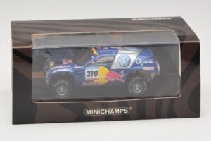 Volkswagen Race Touareg Red Bull #310 J. Kleinschmidt / F. Pons Dakar Rally 2005 Minichamps 1:43 436055310 Metal - imaginea 5 din 5