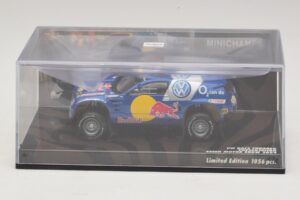 Volkswagen Race Touareg Red Bull Presentation Essen Motor Show 2004 Minichamps 1:43 436045300 Metal - imaginea 4 din 5