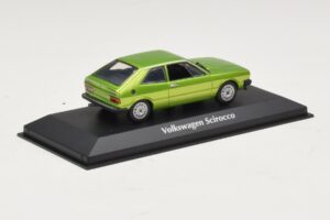 Volkswagen Scirocco Mk1 Verde Metalizat Maxichamps 1:43 940050420 Metal - imaginea 2 din 4