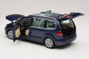 Volkswagen Sharan Blue Metallic Minichamps 1:18 110051000 Metal - imaginea 7 din 8