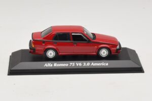 Alfa Romeo 75 V6 3.0 America Roșu Maxichamps 1:43 940120461 Metal