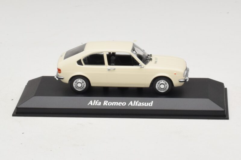 Alfa Romeo Alfasud Alb Maxichamps 1:43 940120101 Metal