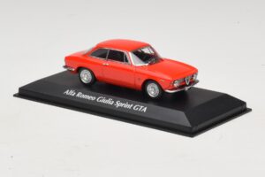 Alfa Romeo Giulia Sprint GTA Roșu Maxichamps 1:43 940120440 Metal - imaginea 3 din 5