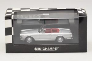 Alfa Romeo Spider 916 3.2 V6 24V Argintiu Minichamps 1:43 400120330 Metal - imaginea 4 din 5