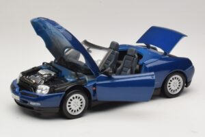 Alfa Romeo Spider 916 Albastru Maisto 1:18 31831 Metal - imaginea 2 din 8