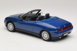 Alfa Romeo Spider 916 Albastru Maisto 1:18 31831 Metal - imaginea 7 din 8