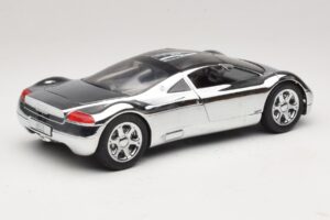 Audi Avus Quattro Chrome Silver Revell 1:18 08830 Metal - imaginea 3 din 8