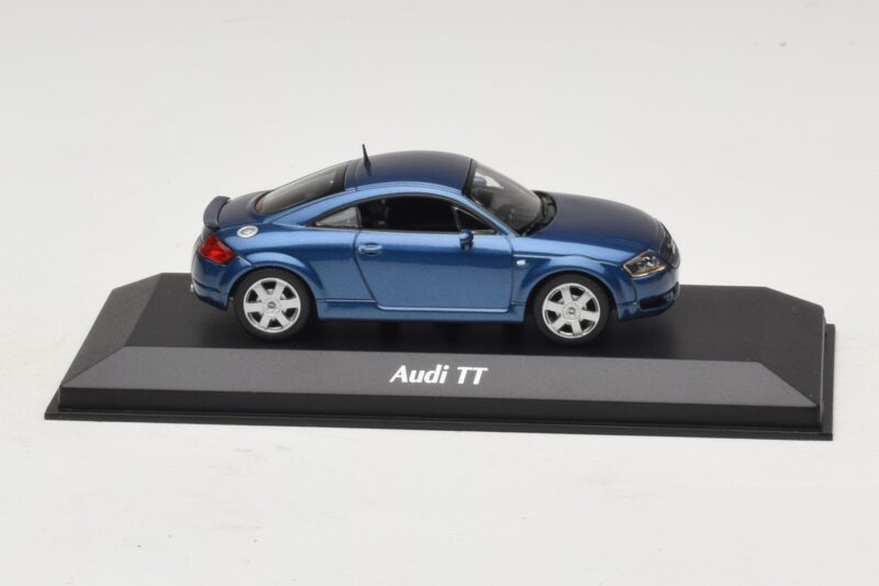 Audi TT 8N Albastru Metalizat Maxichamps 1:43 940017220 Metal