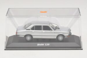 BMW 520 E12 Argintiu Maxichamps 1:43 940023000 Metal - imaginea 4 din 5