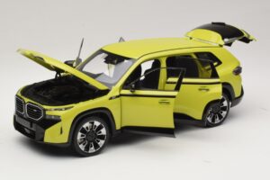 BMW XM G09 Galben Minichamps 1:18 110023302 Metal - imaginea 2 din 8