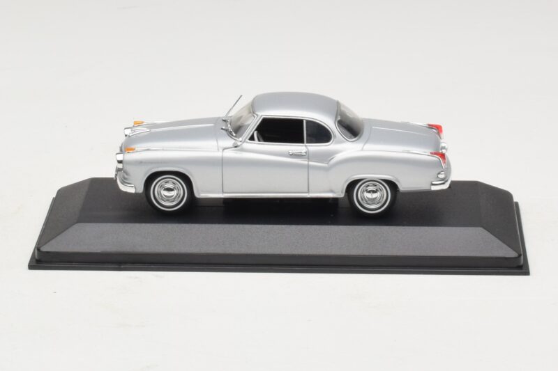 Borgward Isabella Coupe Argintiu Minichamps 1:43 400096031 Metal