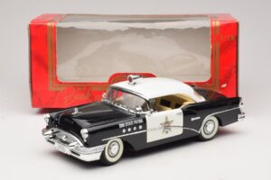 Buick Century Sun State Patrol Mira 1:18 6118 Metal - imaginea 8 din 8