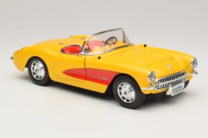 Chevrolet Corvette C1 Cabriolet Galben Roșu Bburago 1:18 3034-M2 Metal - imaginea 6 din 8