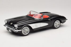 Chevrolet Corvette C1 Tuxedo Black AUTOart 1:18 Chevrolet Corvette C1 Tuxedo Black AUTOart 1:18 71142 Metal