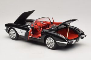 Chevrolet Corvette C1 Tuxedo Black AUTOart 1:18 71142 Metal - imaginea 5 din 8