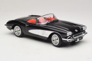 Chevrolet Corvette C1 Tuxedo Black AUTOart 1:18 71142 Metal - imaginea 6 din 8