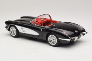 Chevrolet Corvette C1 Tuxedo Black AUTOart 1:18 71142 Metal - imaginea 7 din 8