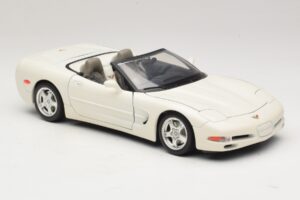 Chevrolet Corvette C5 Cabriolet Alb Bburago 1:18 3076-P1 Metal - imaginea 6 din 8