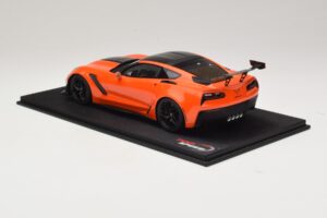 Chevrolet Corvette C7 ZR-1 High Voltage Tint TopSpeed 1:18 TS0147 Rășină - imaginea 5 din 6