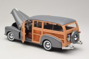 Chevrolet Fleetmaster Woody Gri Maisto 1:18 31854 Metal - imaginea 5 din 8