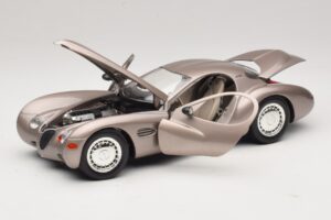 Chrysler Atlantic Bej Guiloy 1:18 68570 Metal - imaginea 2 din 8