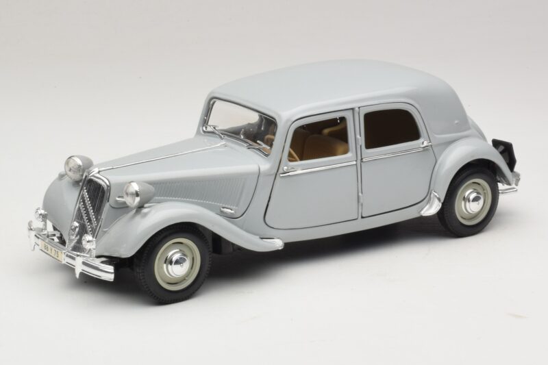 Citroen 15CV Six Gri Maisto 1:18 31837 Metal