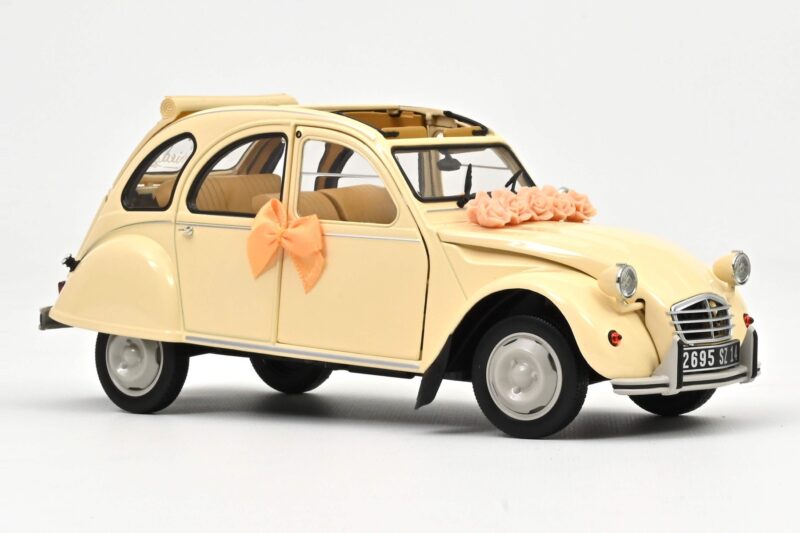 Citroen 2CV Wedding Gift Bej Norev 1:18 181475 Metal