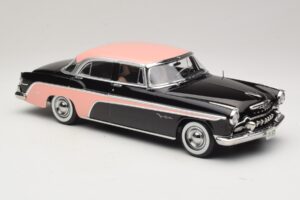 DeSoto Fireflite Sedan Negru & Roz KK-Scale 1:18 KKDC181542 Metal - imaginea 4 din 6