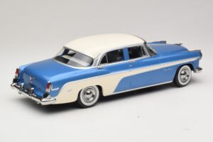 DeSoto Fireflite Sedan Albastru Metalizat & Crem KK-Scale 1:18 KKDC181544 Metal - imaginea 2 din 6