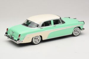 DeSoto Fireflite Sedan Verde Deschis & Crem KK-Scale 1:18 KKDC181543 Metal - imaginea 2 din 6