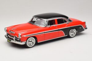 DeSoto Fireflite Sedan Roșu & Negru KK-Scale 1:18 KKDC181541 Metal