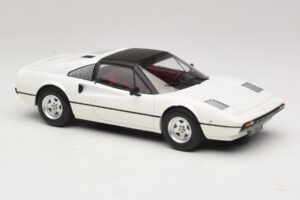 Ferrari 308 GTS Alb MCG 1:18 MCG18664 Metal - imaginea 4 din 6