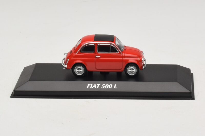 Fiat 500 L Roșu Maxichamps 1:43 Fiat 500 L Roșu Maxichamps 1:43 940121600 Metal